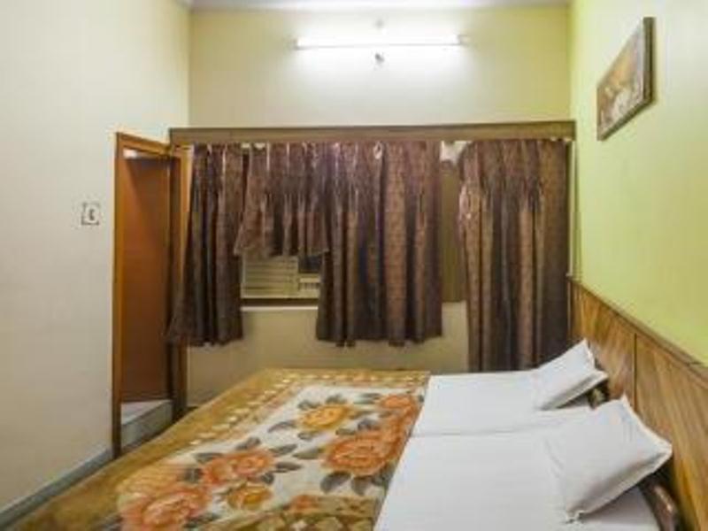 Natraj Hotel Varanasi
