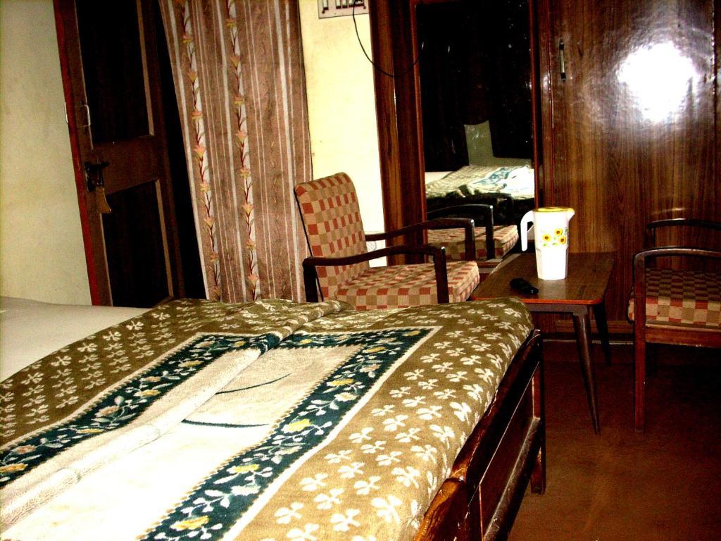 Natraj Hotel Varanasi